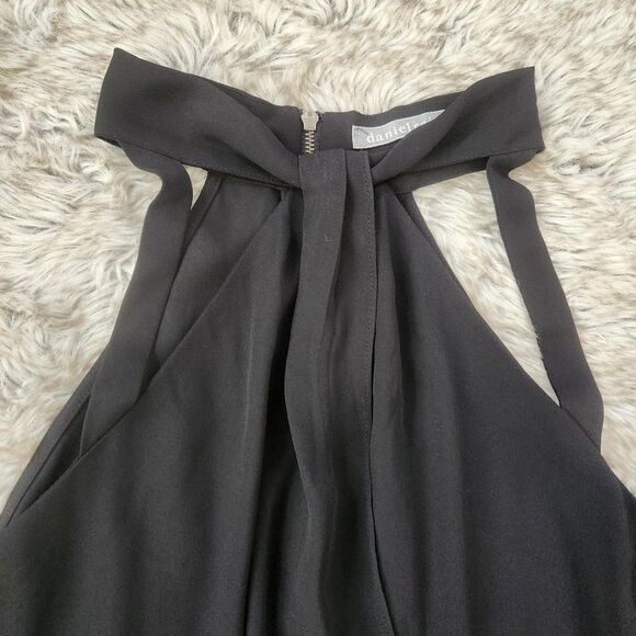 Daniel Rainn Stitch Fix Strappy Halter Top Black - Picture 3 of 10